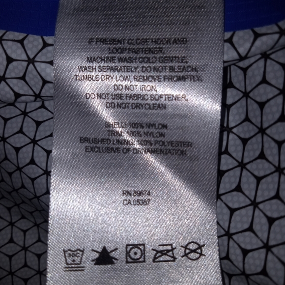 Mountain hardwear waterproof dry Q 2XL - Picture 9 of 14